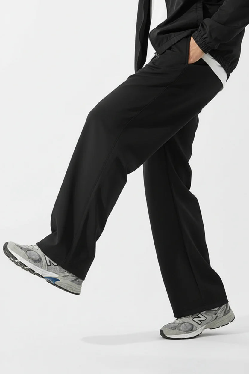 Men’s Relaxed Fit Trouser – Black D1