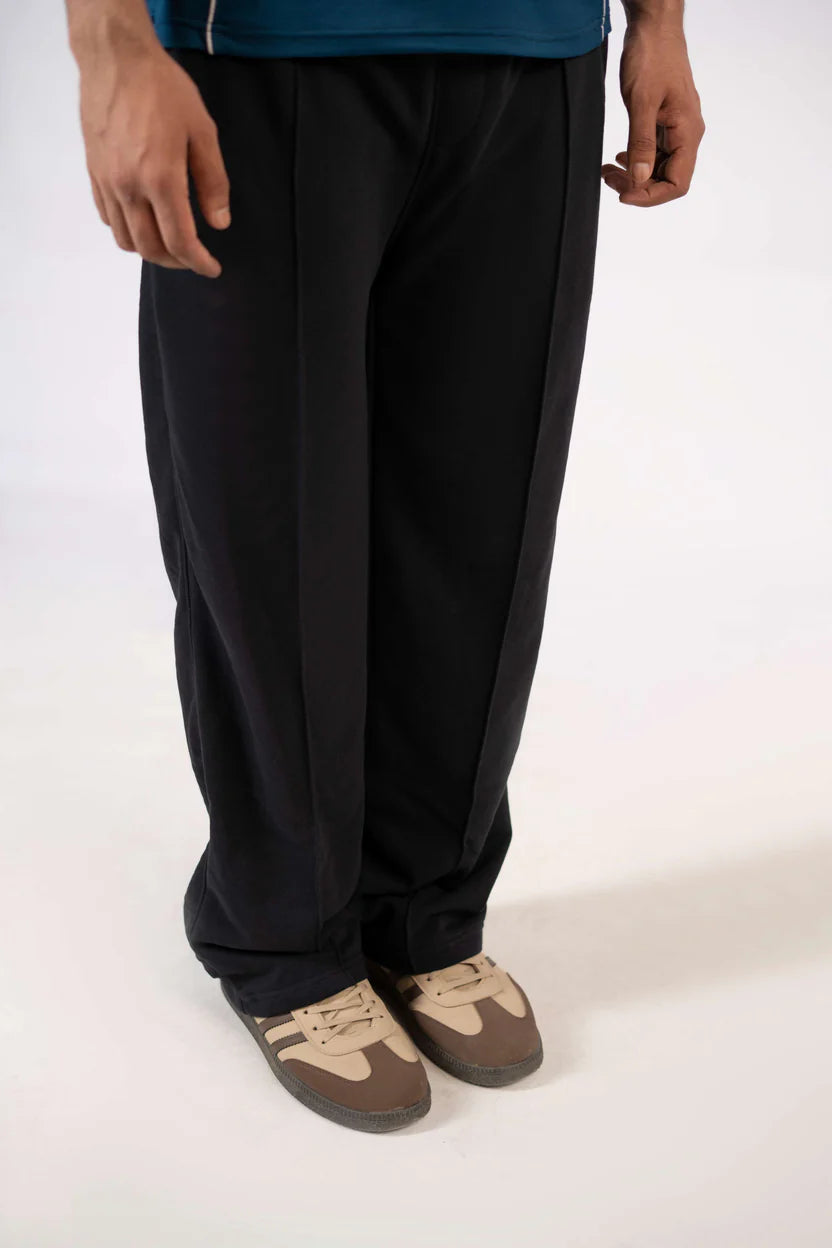 Men’s Relaxed Fit Trouser – Black D1